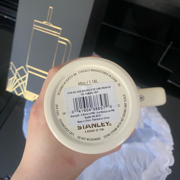 LIMITED EDITION NEW Stanley Quench H2.0 Flowstate 40 OZ Tumbler Cream Gloss Deco - Picture 9 of 9